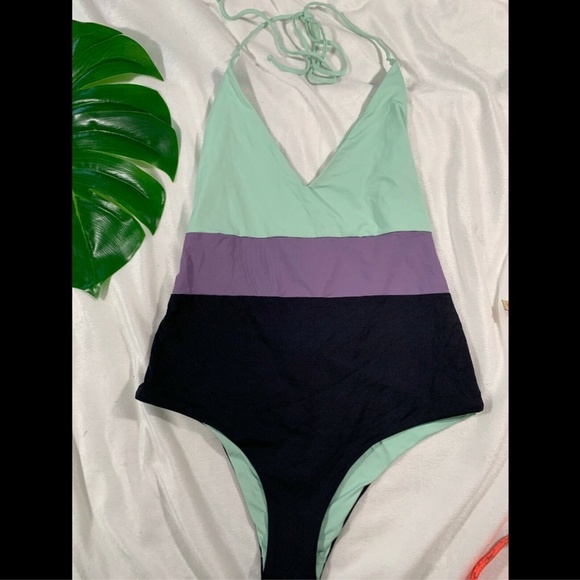 NEW $130 TAVIK Chase One-Piece Swimsuit‎ in Seafom [SZ Medium ] - Picture 3 of 8